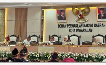 Nurweni dan Chlara Febriana Hadiri Rapat Paripurna HUT Kota Pagar Alam ke-25